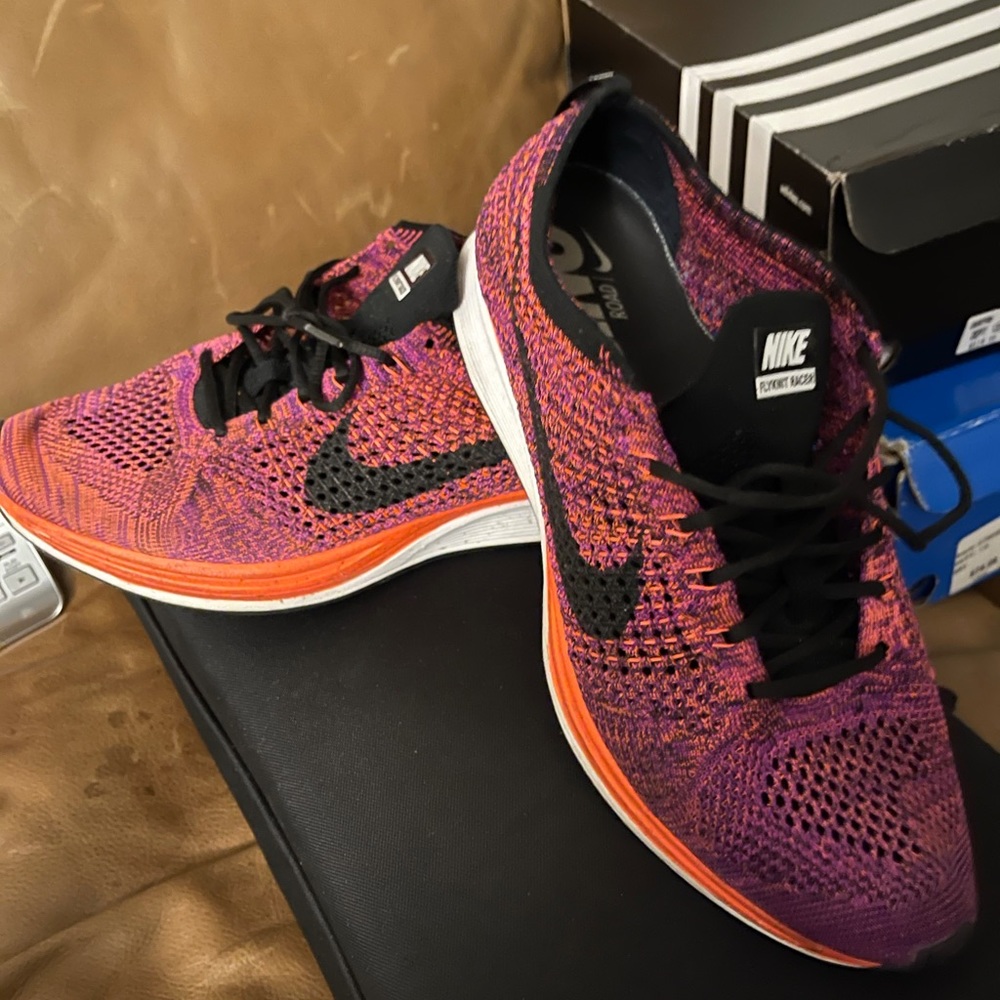 Nike Flynit men’s - Picture 2 of 2